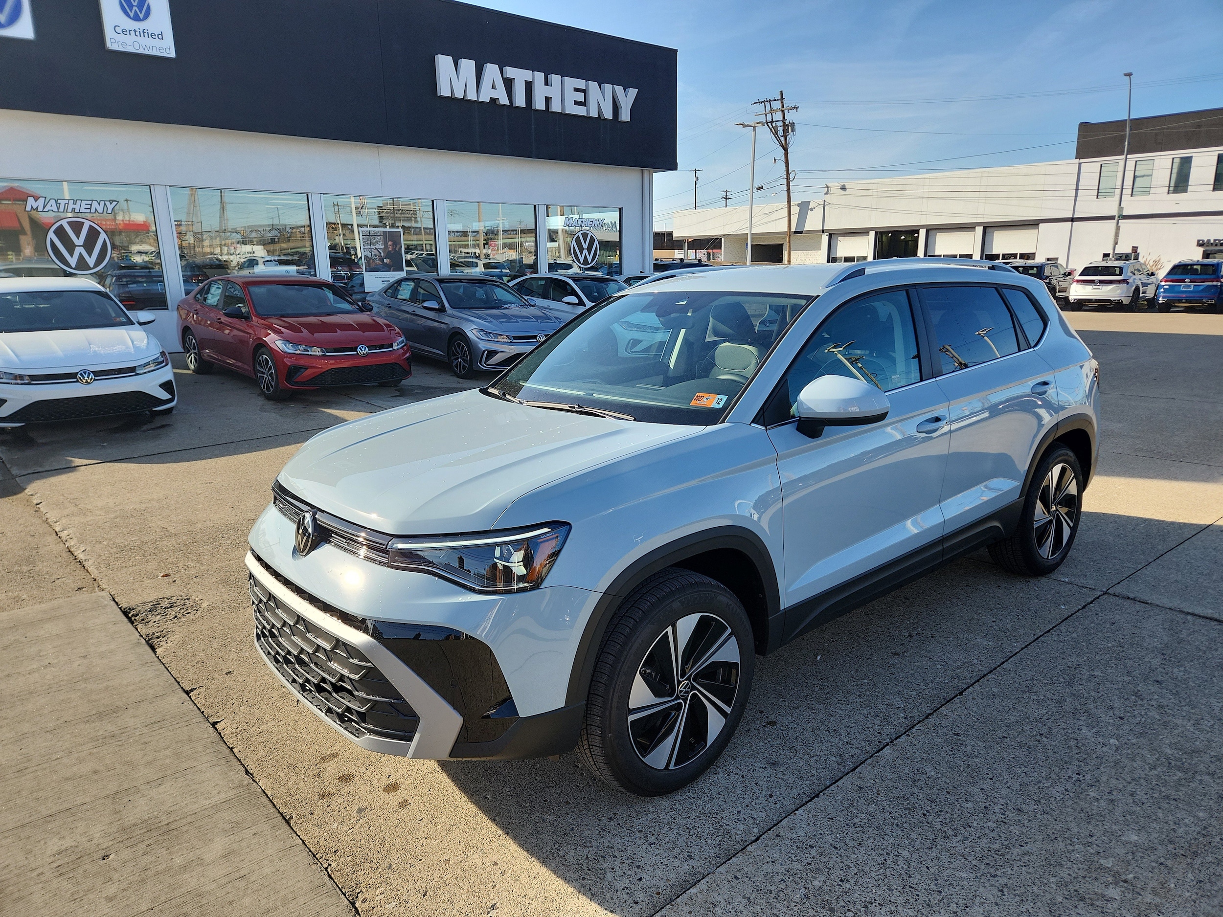 2026 Volkswagen Taos SE's photo