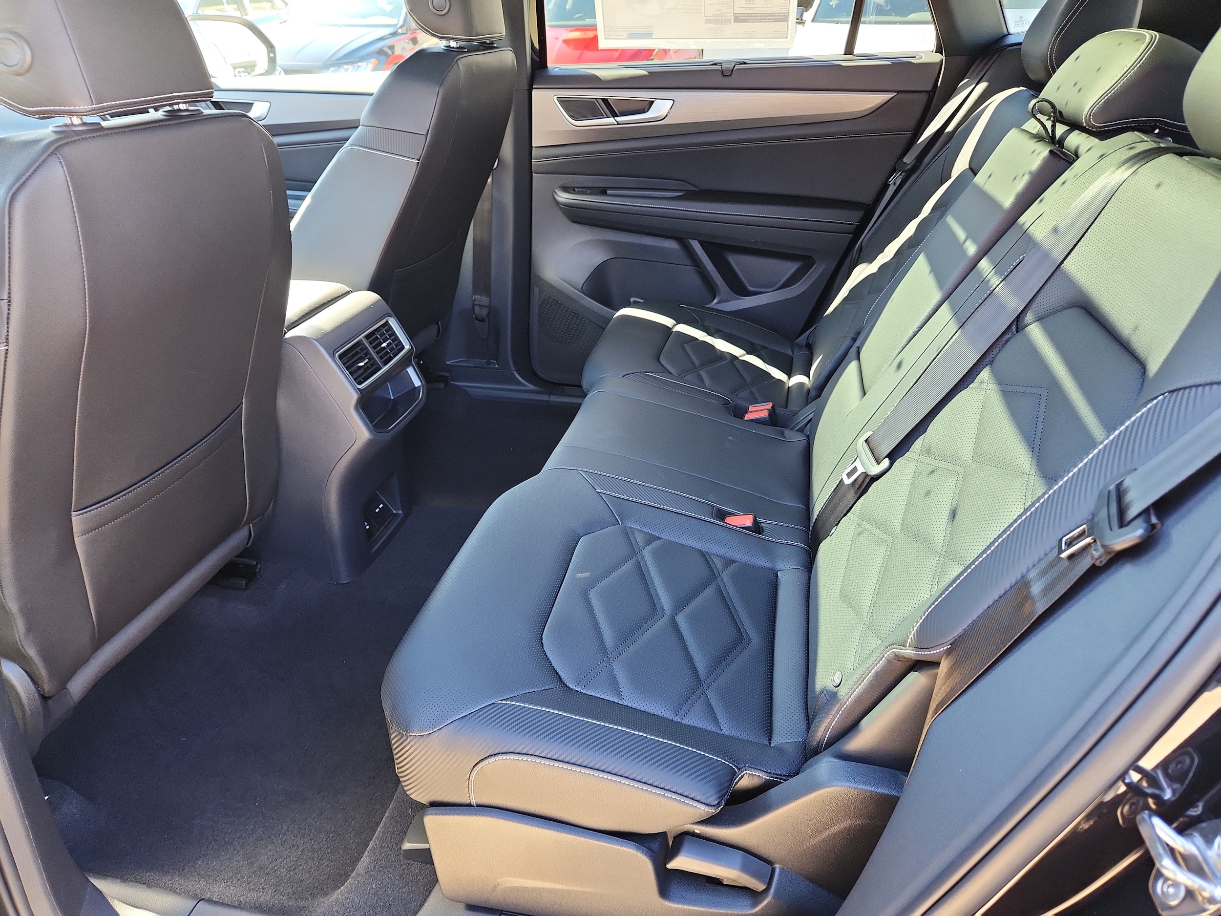 2026 Volkswagen Atlas Cross Sport SE w/Tech - Photo 14