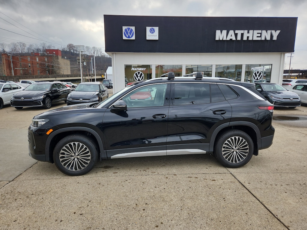 New 2025 Volkswagen Tiguan 2.0T S SUV