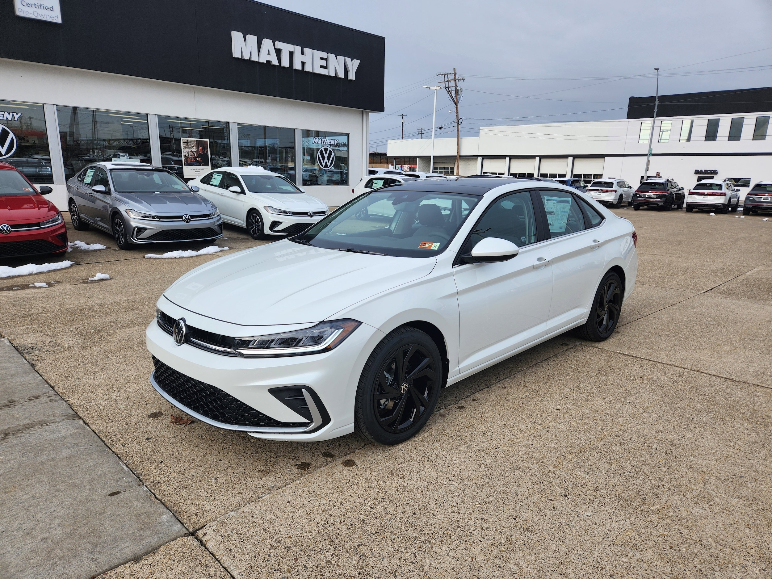 2026 Volkswagen Jetta SE's photo