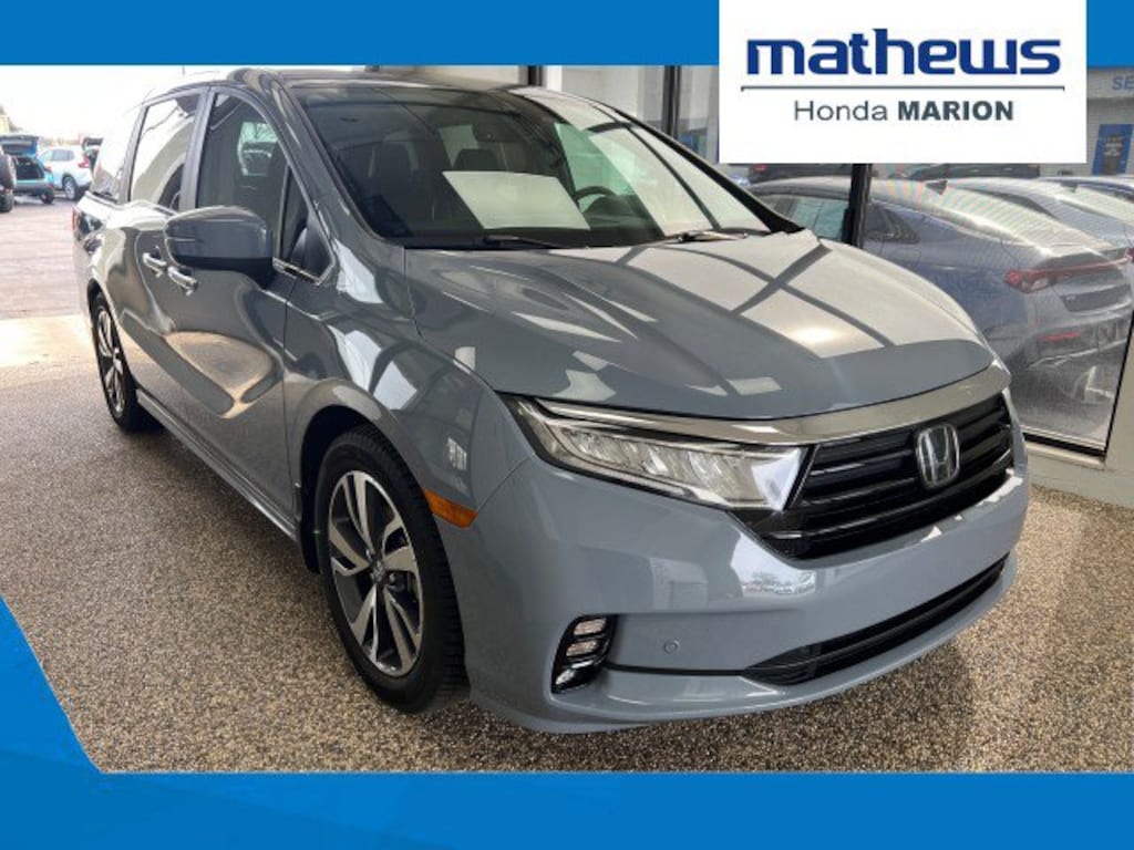 Used 2023 Honda Odyssey Touring Van