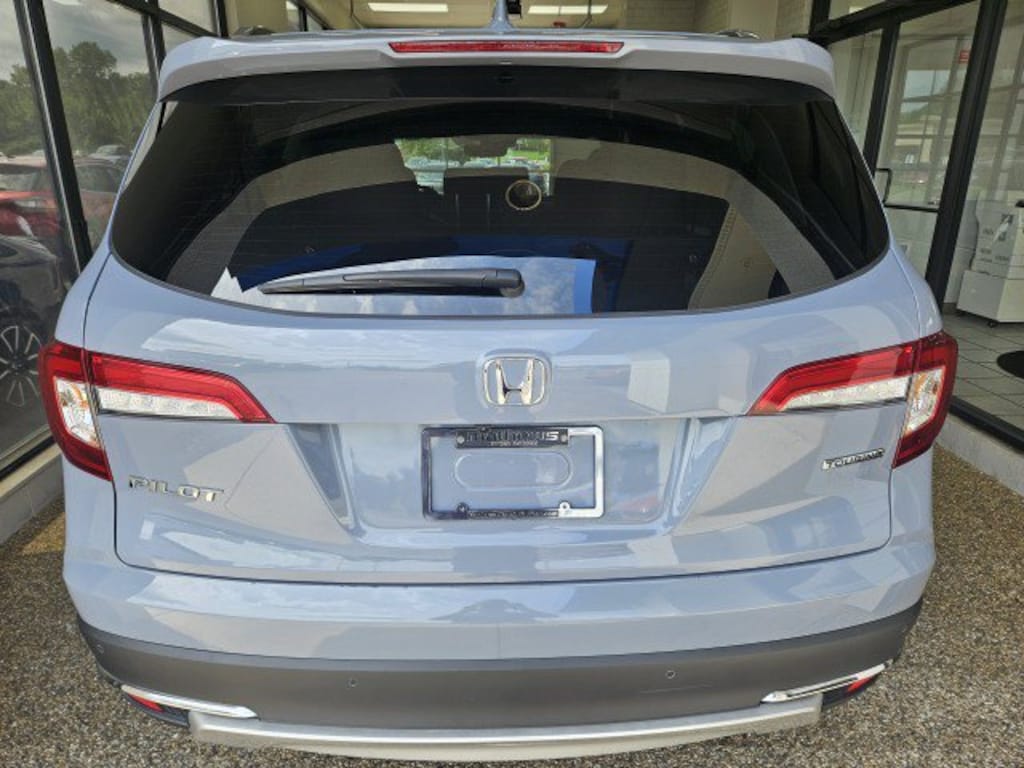 Used 2022 Honda Pilot Touring 7 Passenger SUV