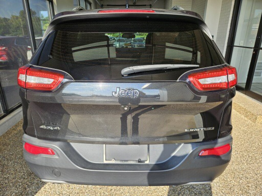 Used 2015 Jeep Cherokee Limited 4x4 SUV