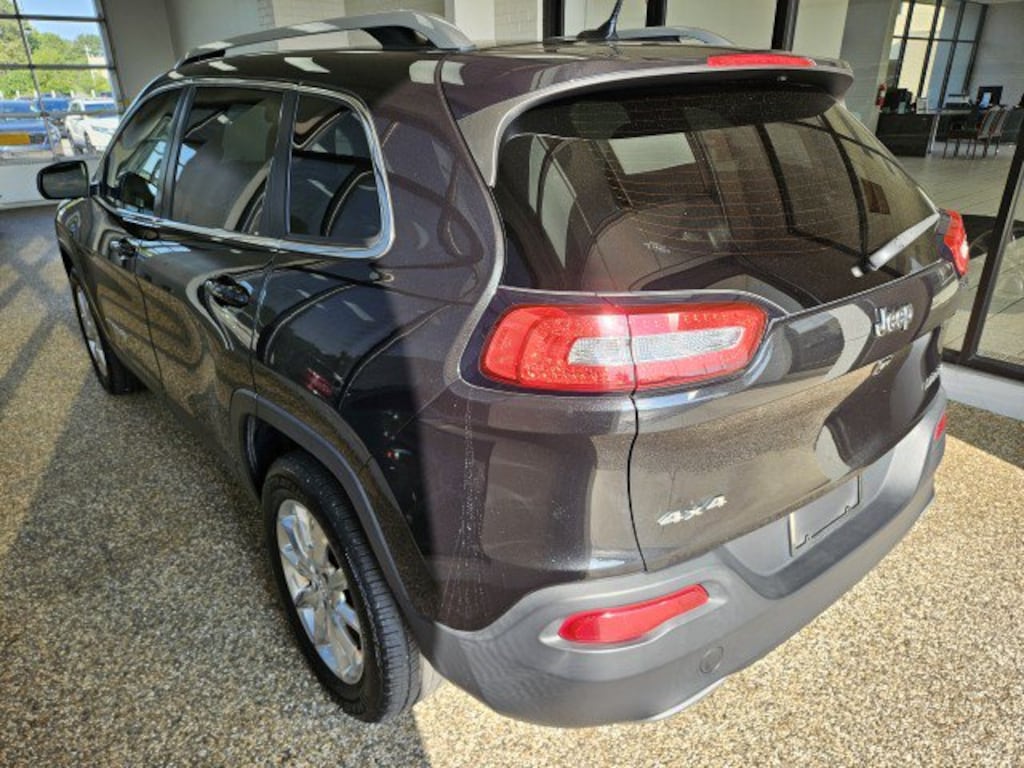 Used 2015 Jeep Cherokee Limited 4x4 SUV