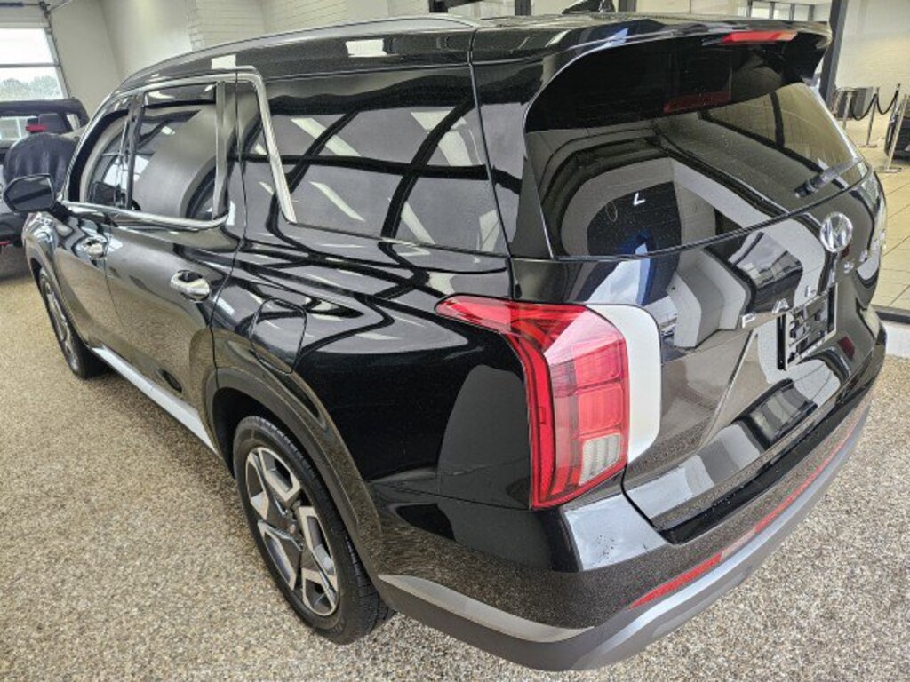 Used 2025 Hyundai Palisade SEL Premium SUV
