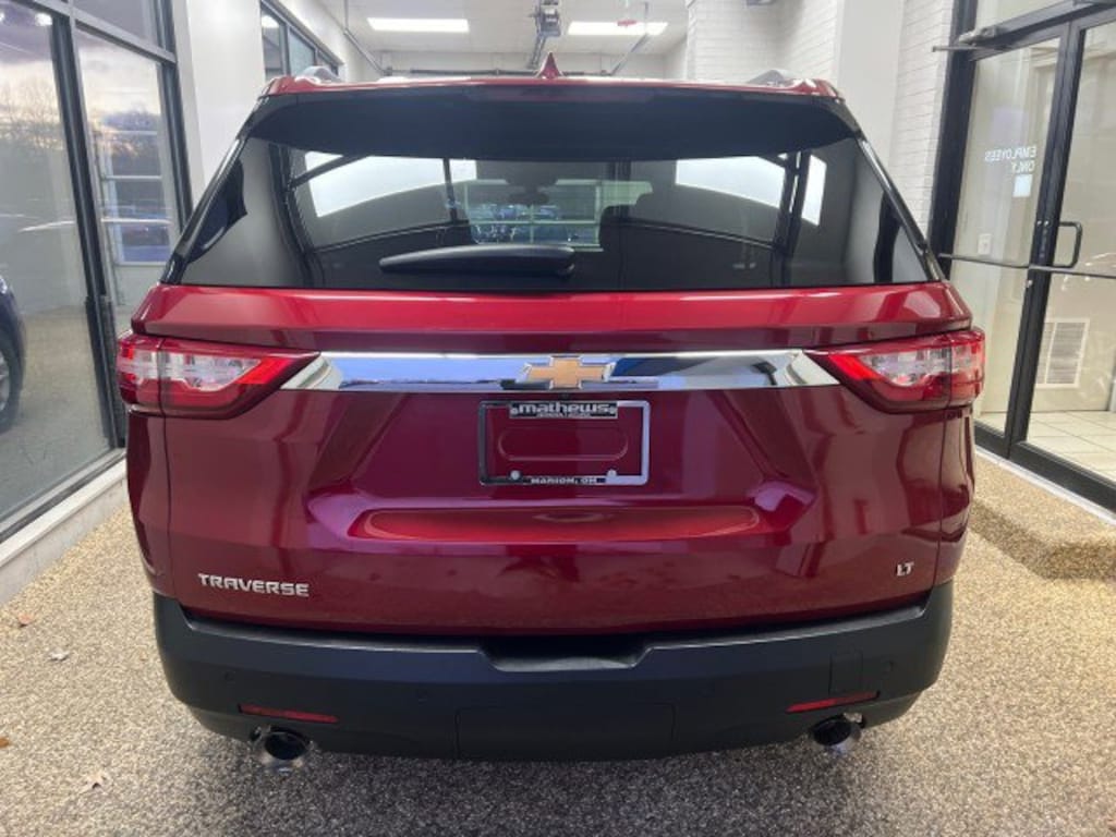 Used 2019 Chevrolet Traverse LT Cloth w/1LT SUV
