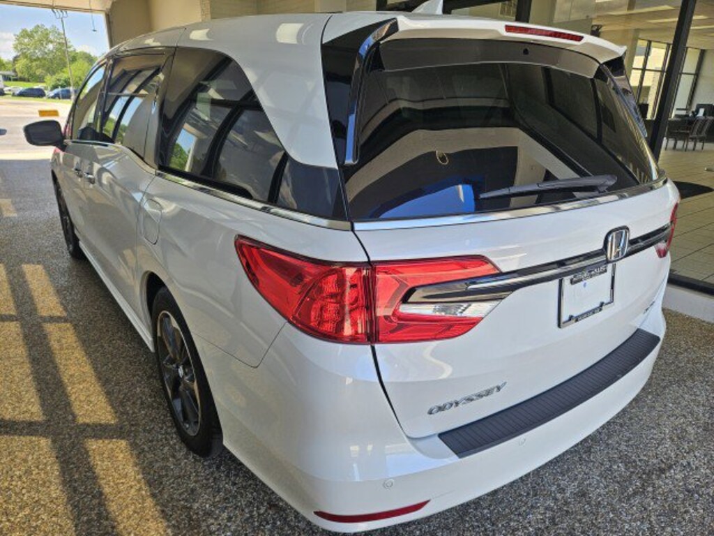 Used 2023 Honda Odyssey Elite Van