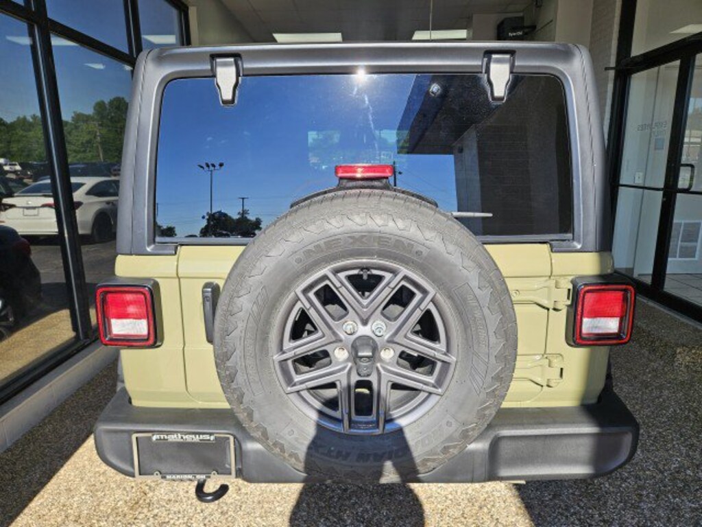 Used 2026 Jeep Wrangler Sport SUV