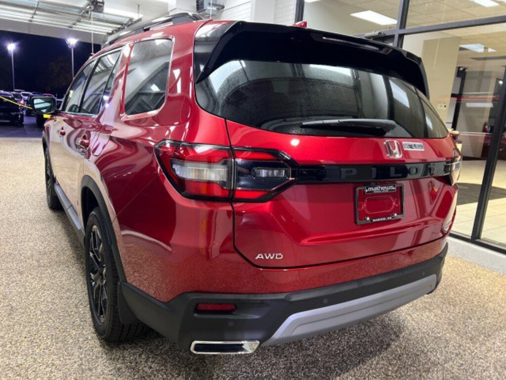 New 2025 Honda Pilot Touring+ SUV