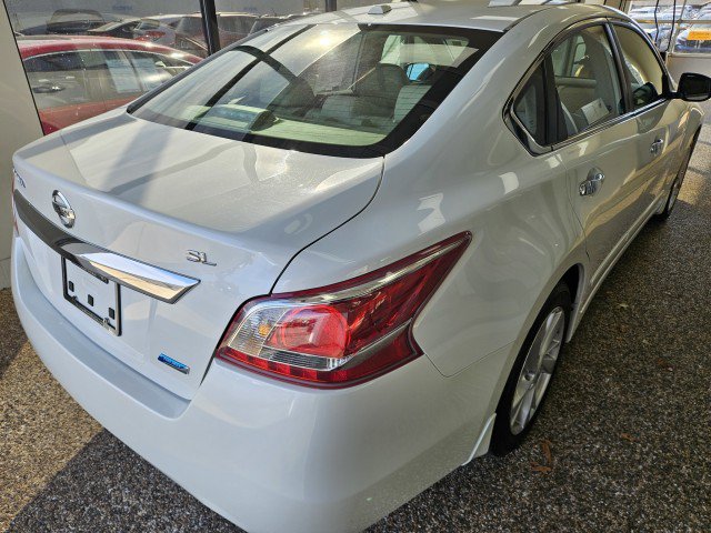 Used 2013 Nissan Altima 2.5 SL Sedan