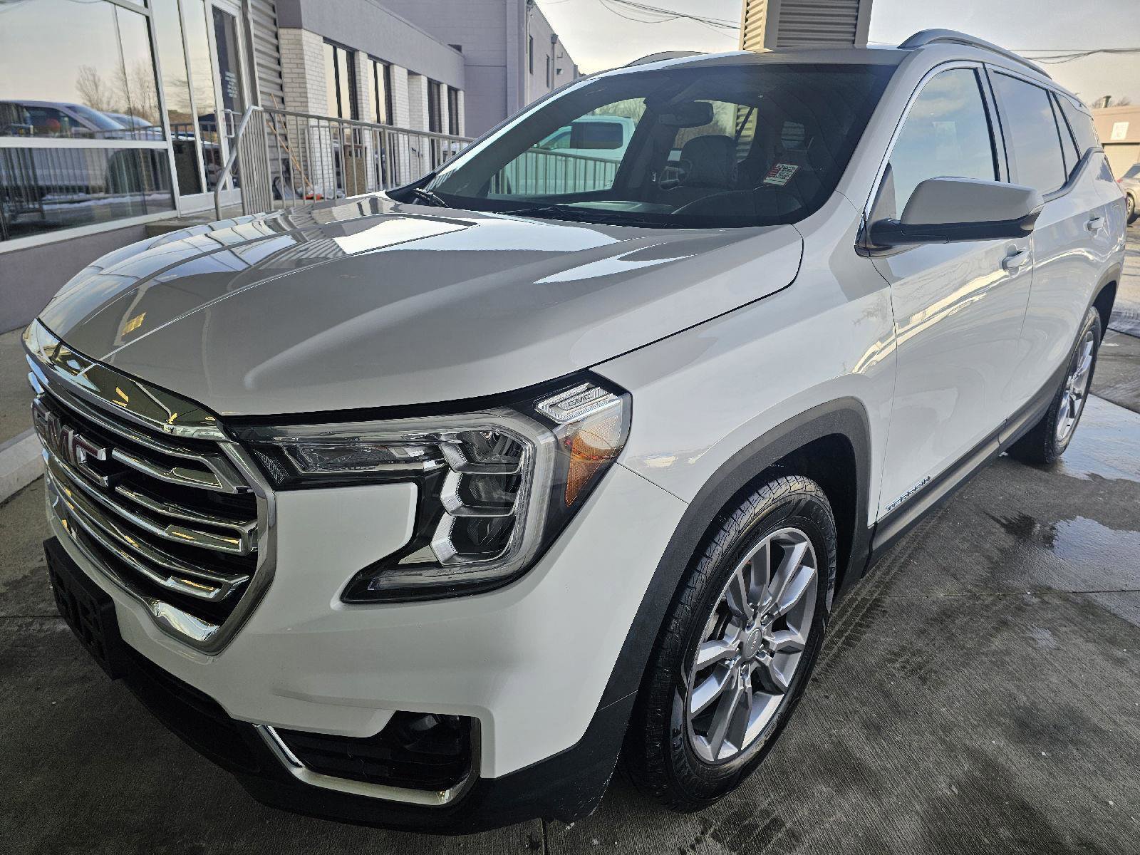 2022 GMC Terrain SLT's photo