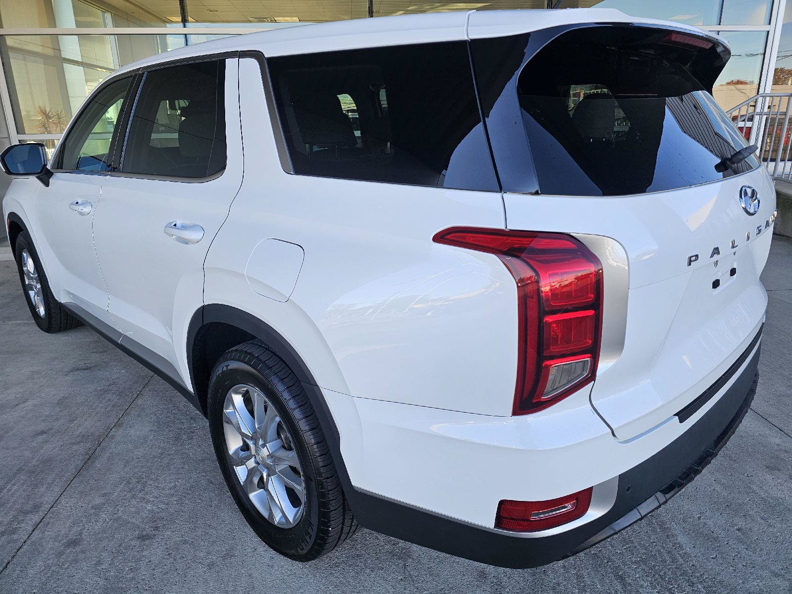 Used 2022 Hyundai Palisade SE SUV