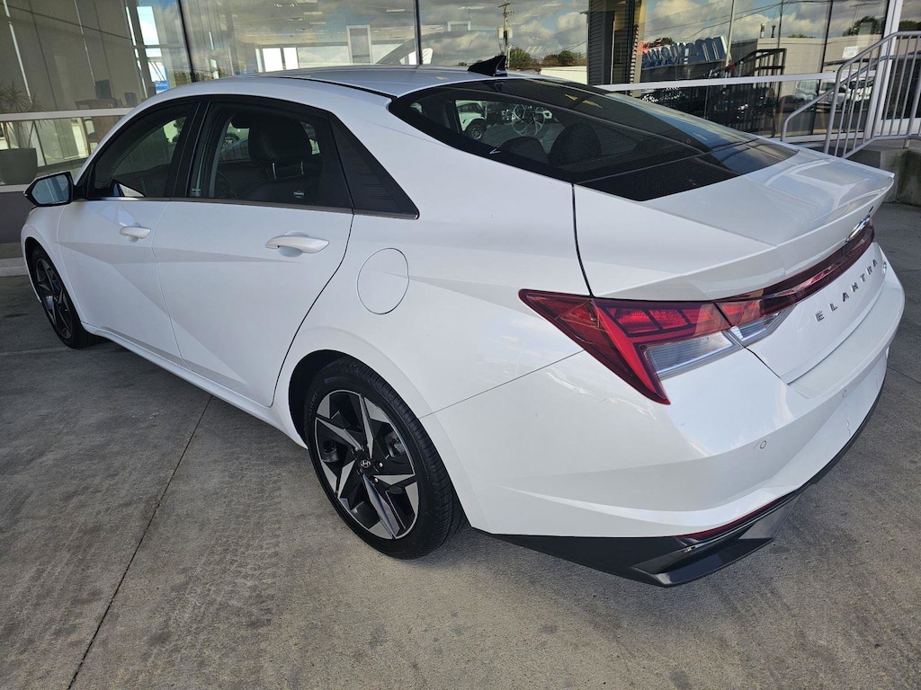 Used 2021 Hyundai Elantra Limited Sedan