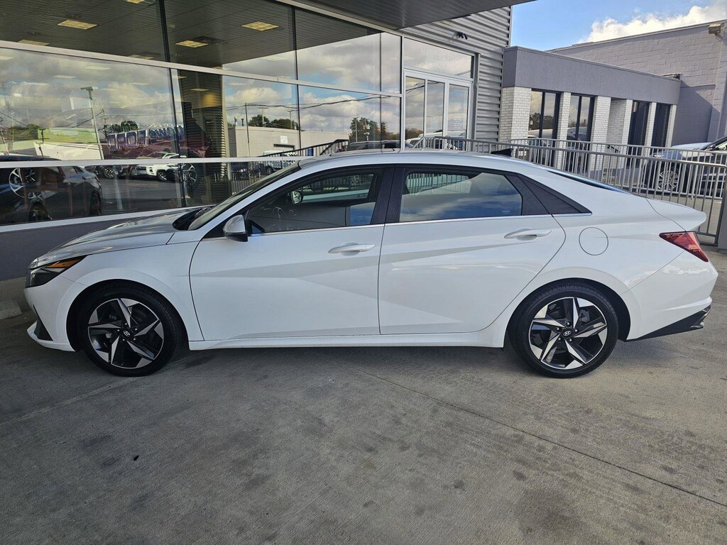 Used 2021 Hyundai Elantra Limited Sedan