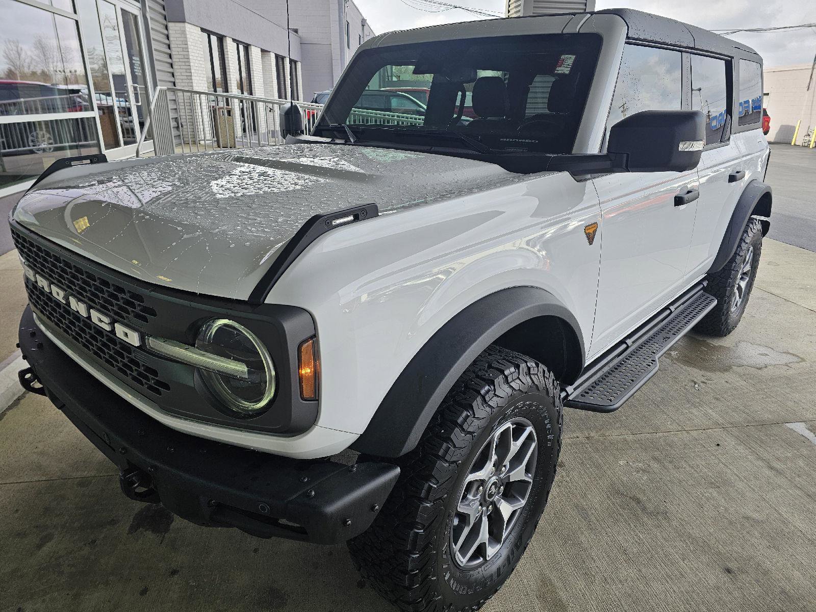 2024 Ford Bronco 4-Door Badlands's photo