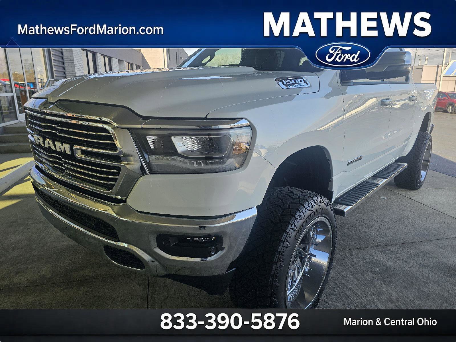 2024 RAM 1500 Laramie 4x4 Crew Cab 5'7's photo