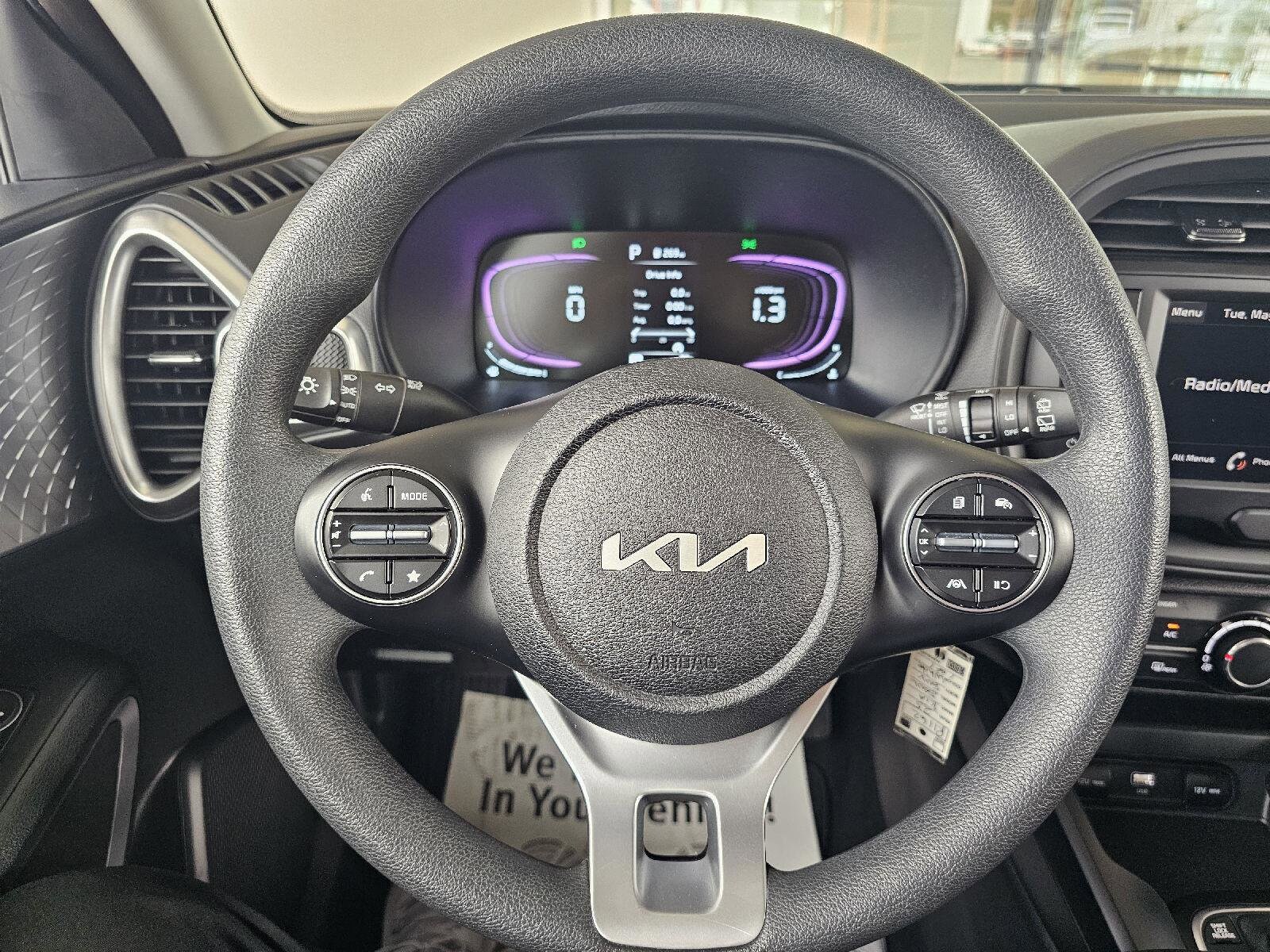 2025 Kia Soul LX - Photo 20