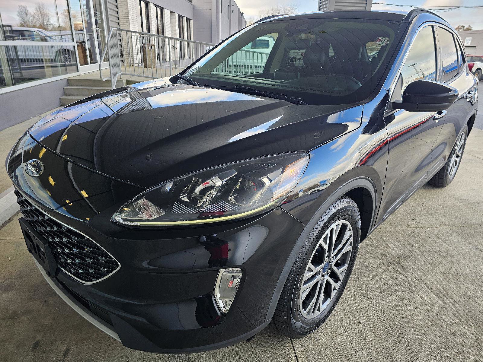 2020 Ford Escape SEL's photo