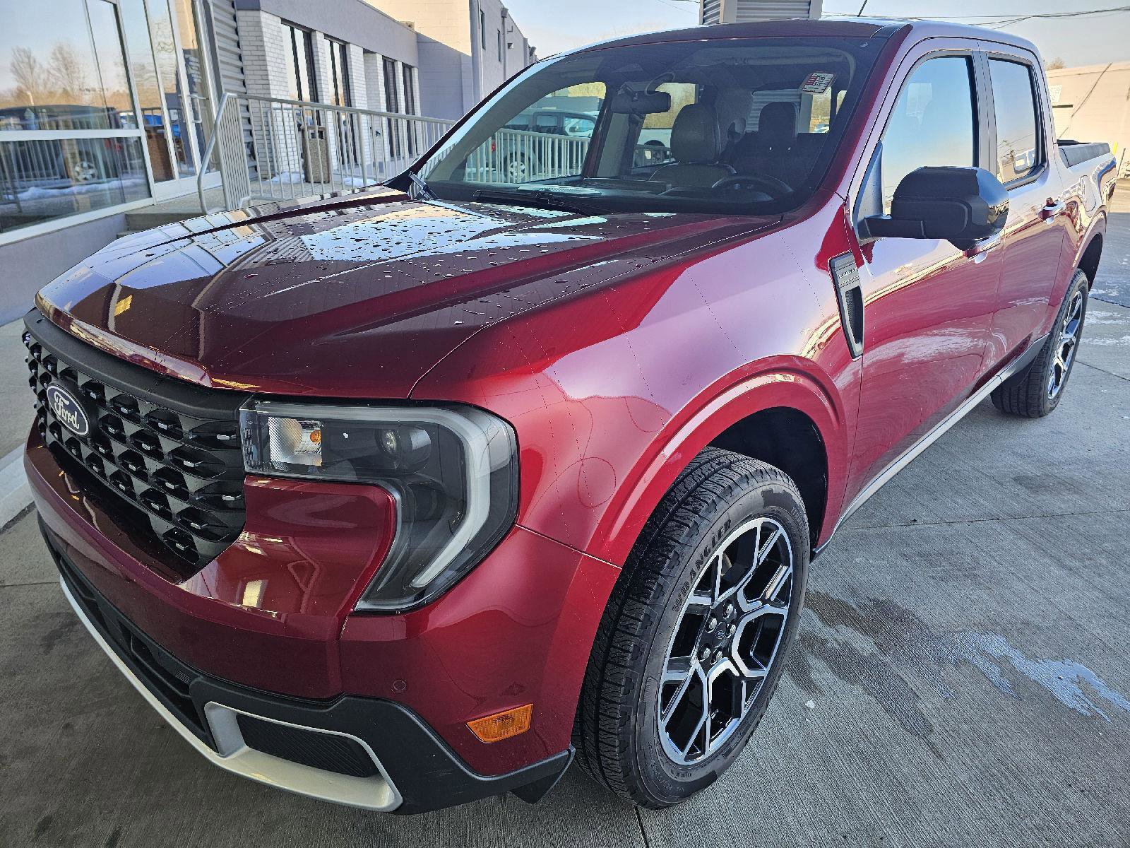 2025 Ford Maverick Lariat's photo