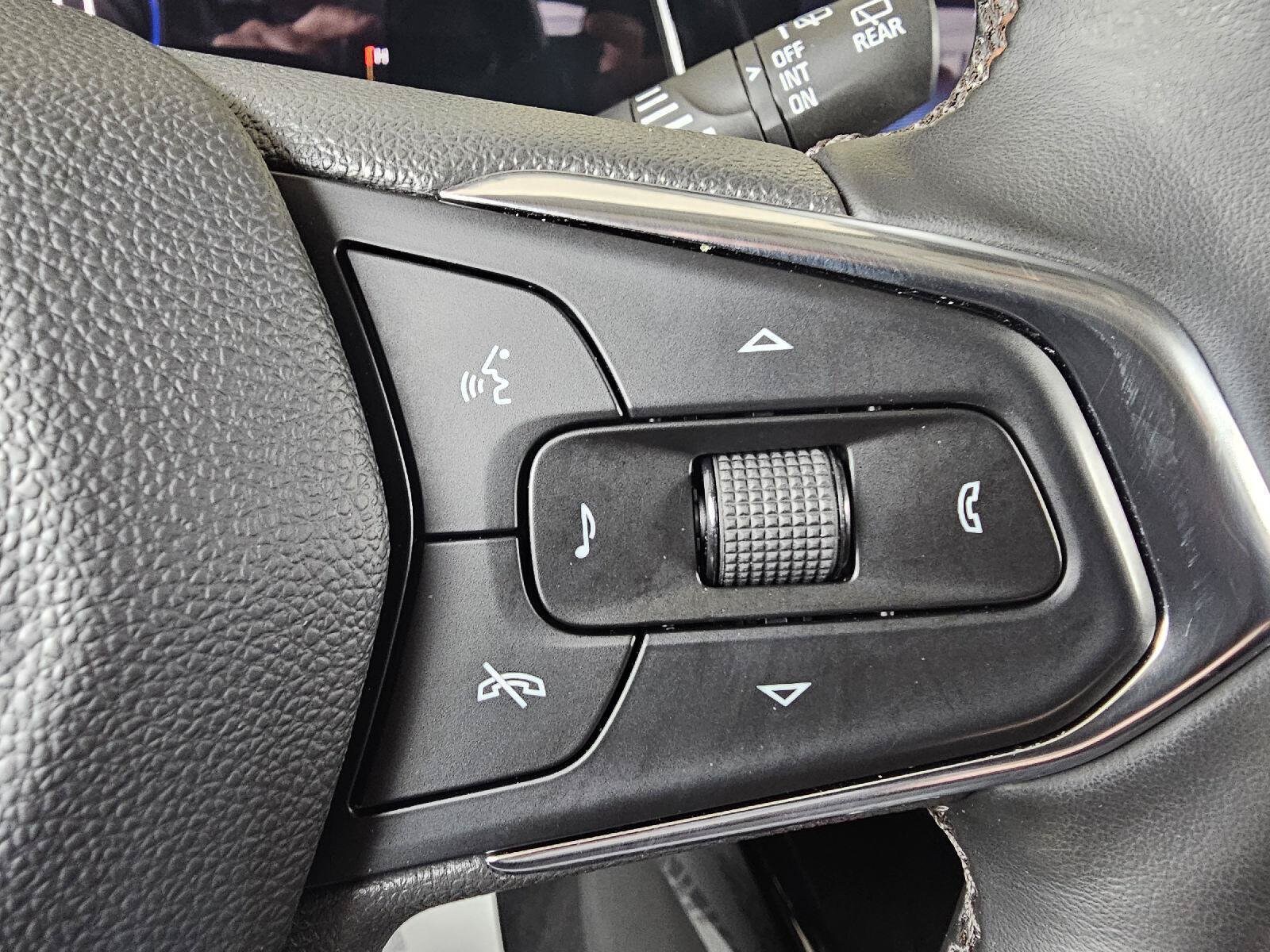 2025 Chevrolet Trax LT - Photo 23