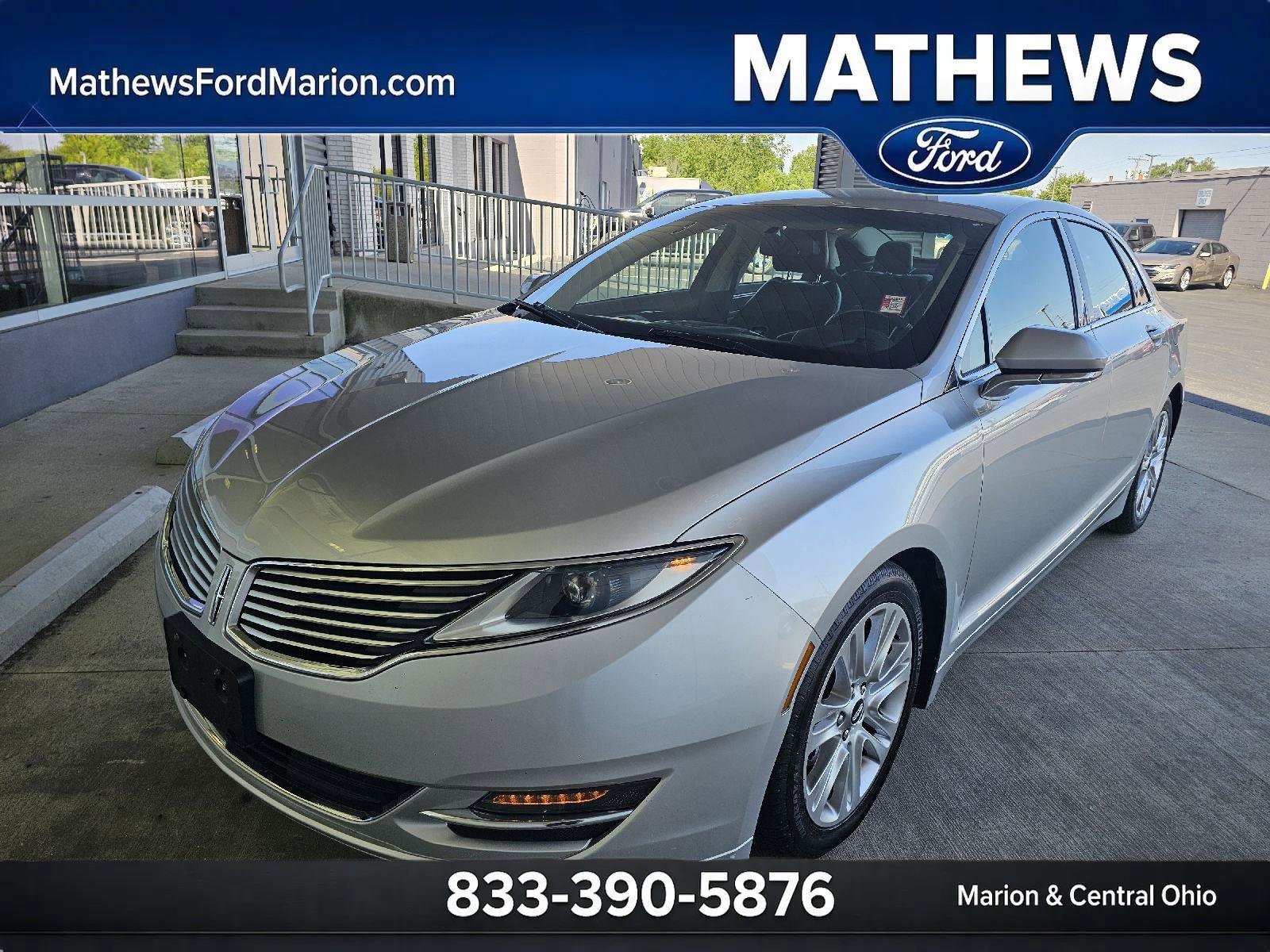 2016 Lincoln MKZ Hybrid's photo