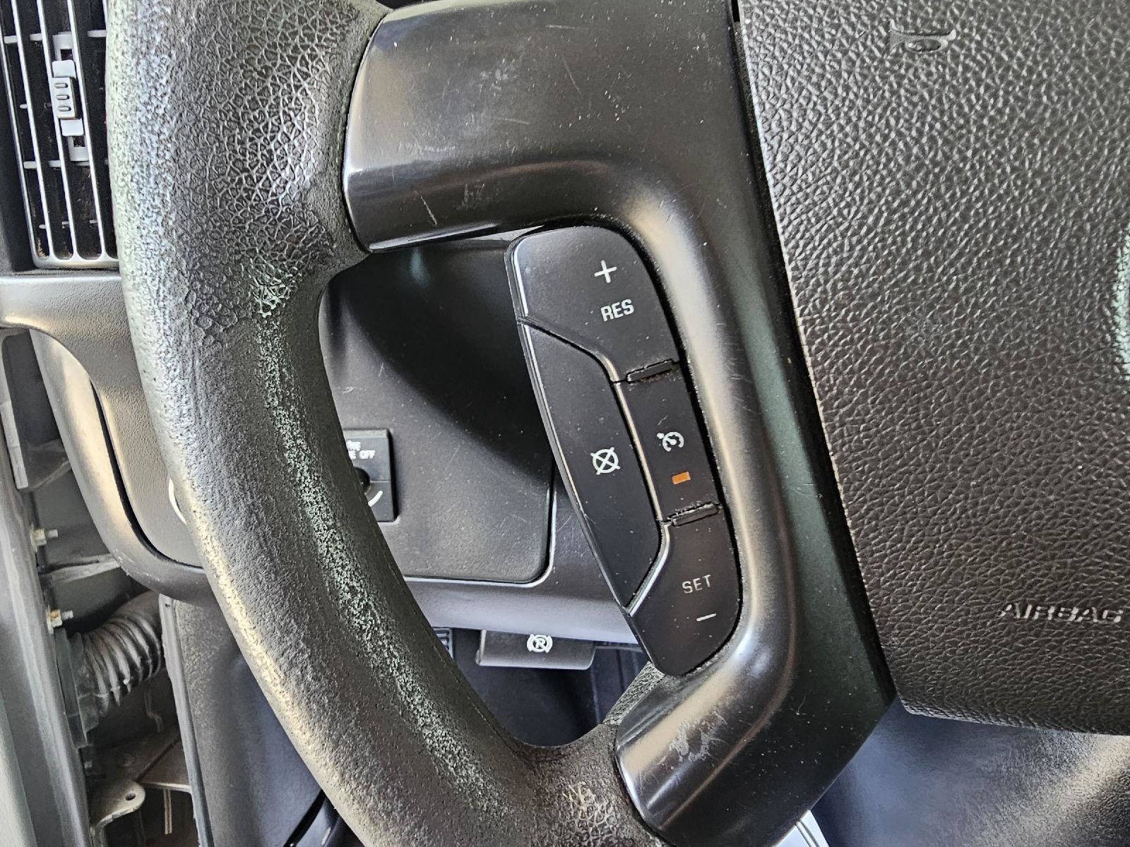 2012 Chevrolet Express LS - Photo 20