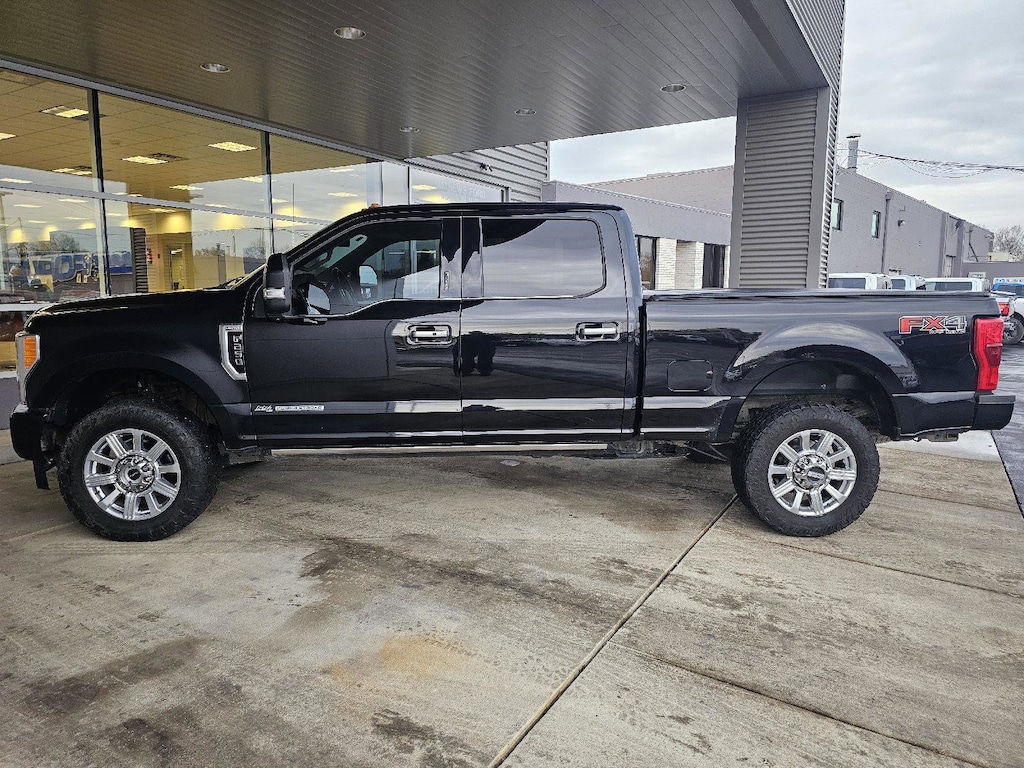 Used 2019 Ford F-250 Truck Crew Cab