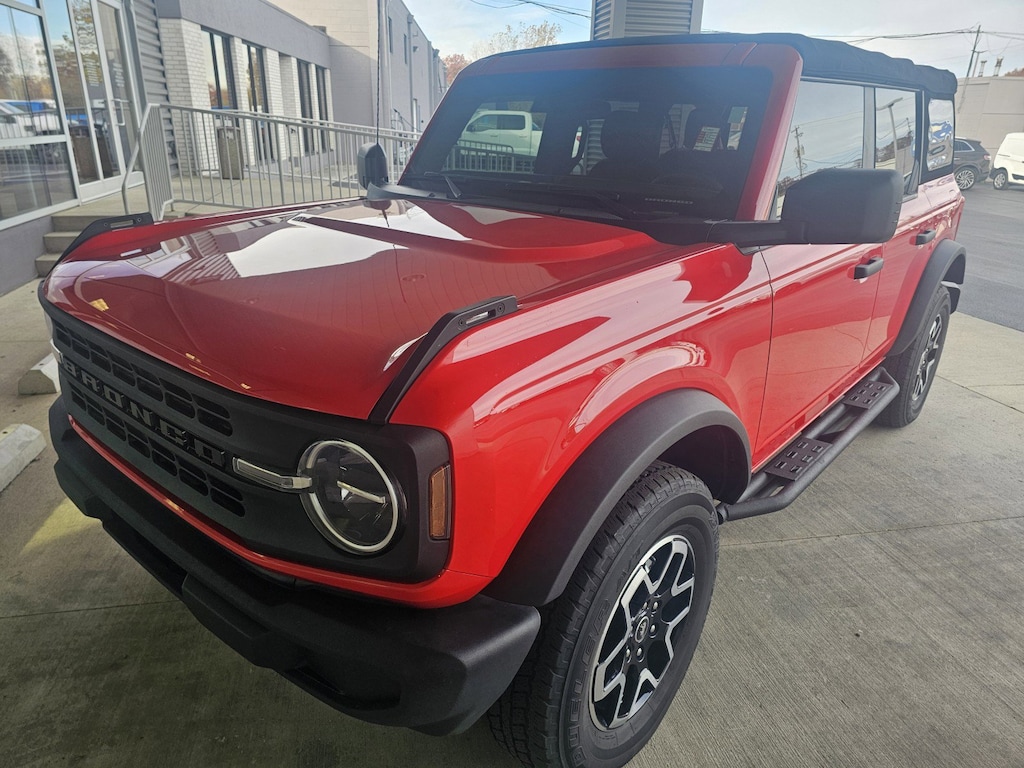 Used 2023 Ford Bronco SUV