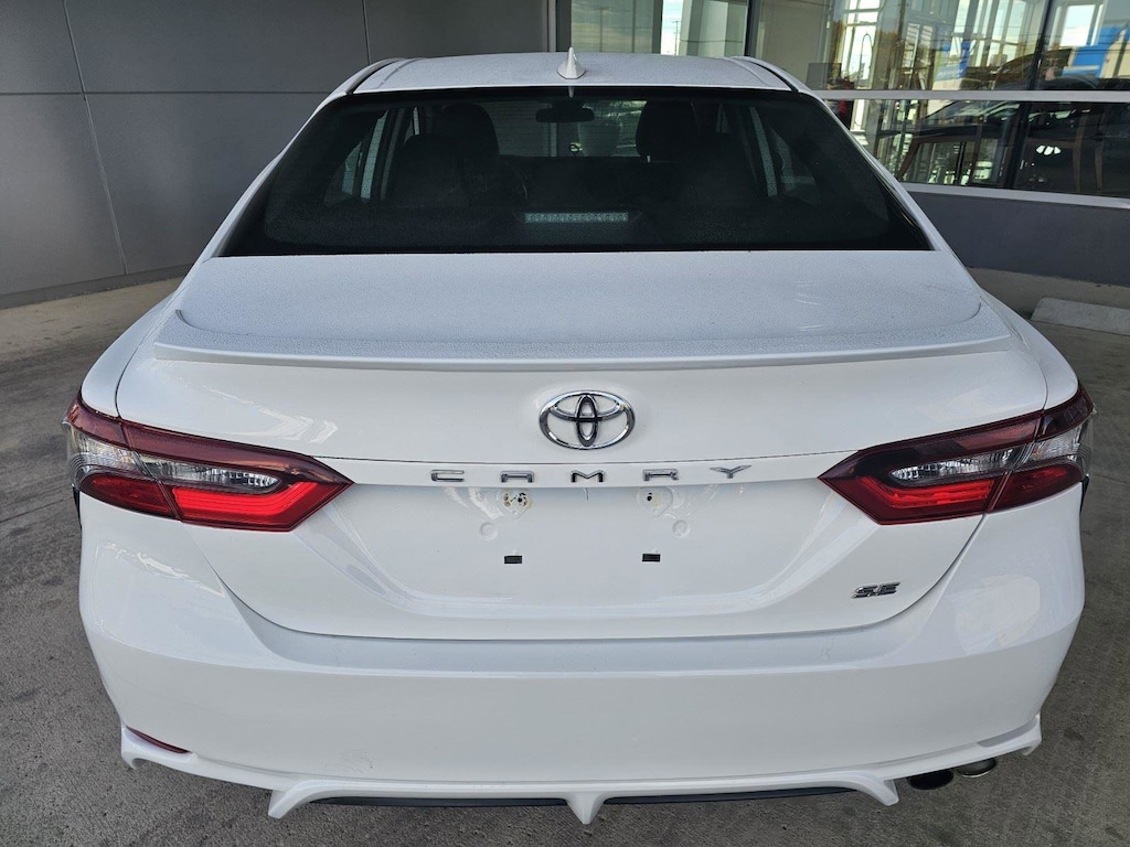 Used 2021 Toyota Camry SE Sedan