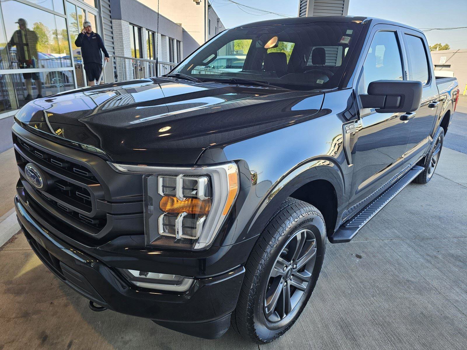 2023 Ford F-150 XLT's photo
