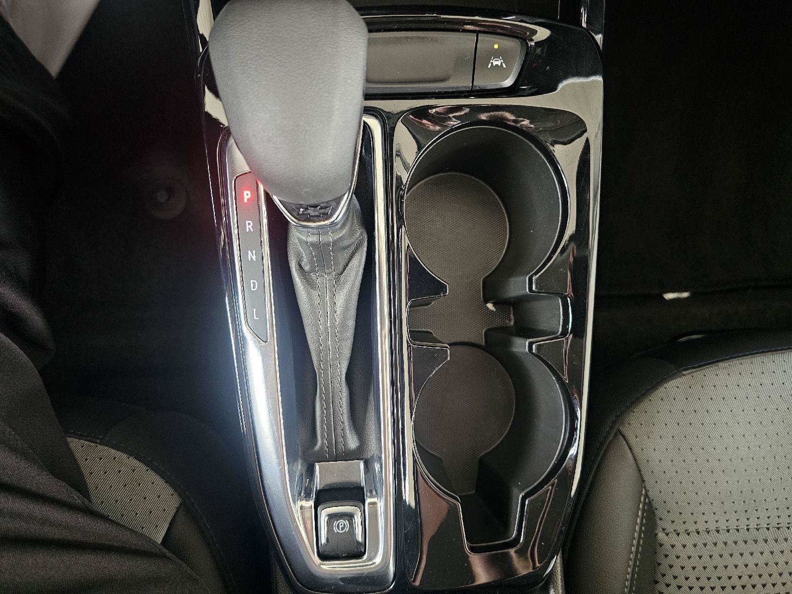 2025 Chevrolet Trax LT - Photo 25