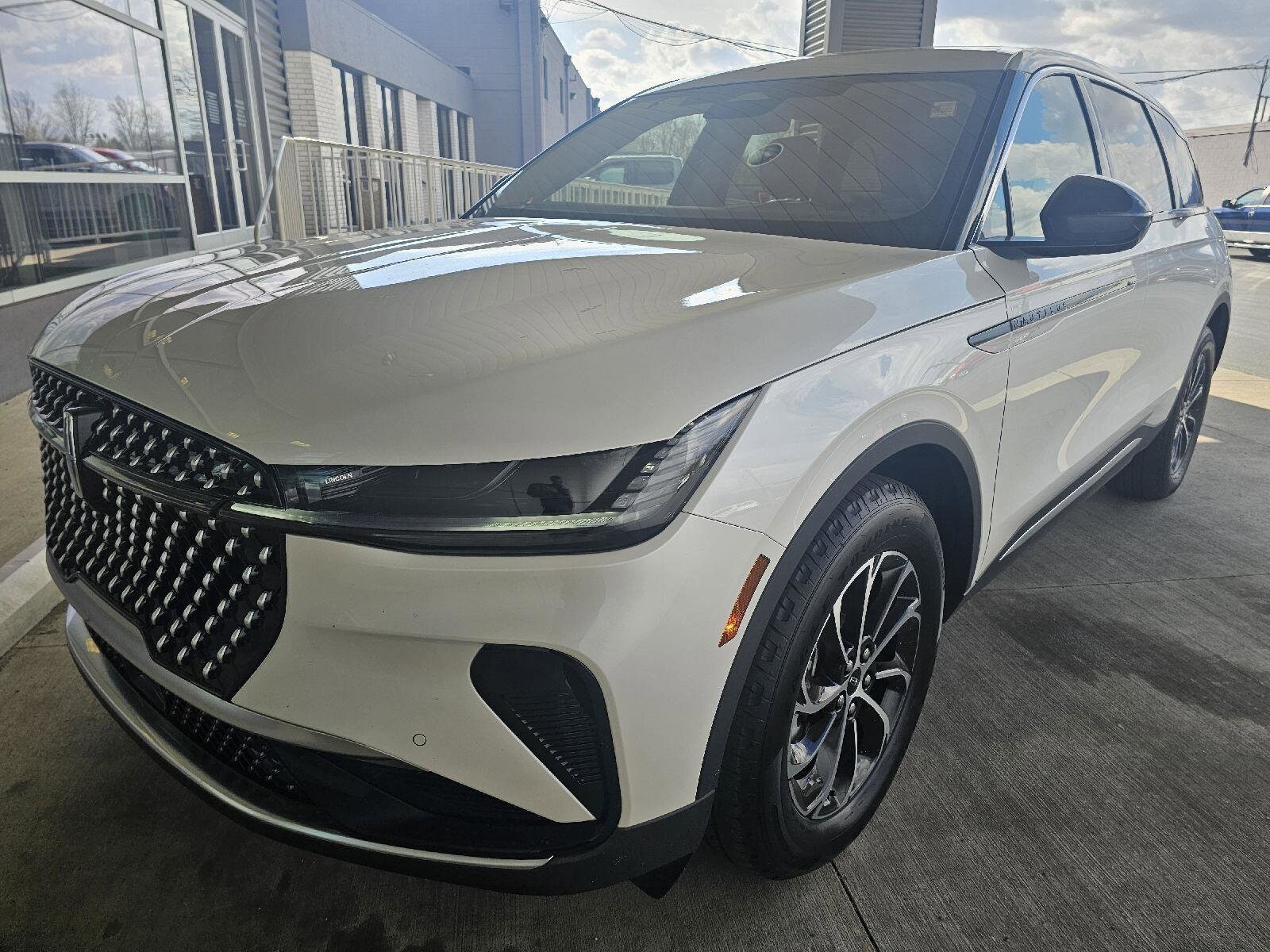 2025 Lincoln Nautilus