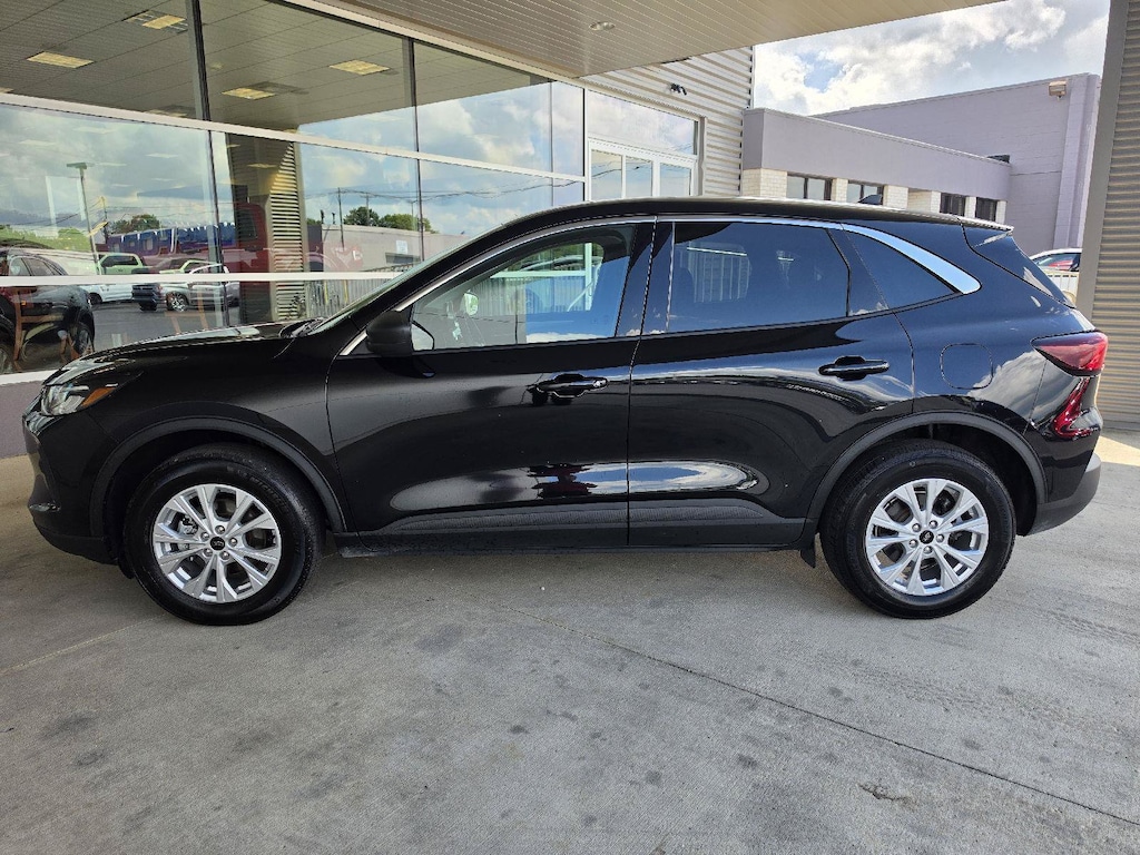 Used 2024 Ford Escape Active SUV