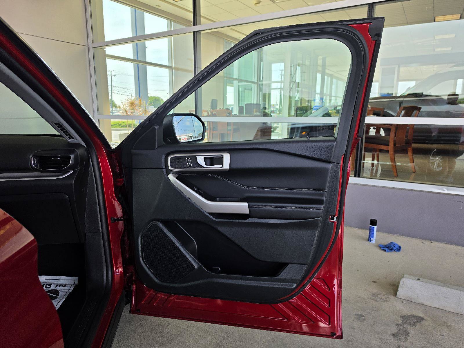 Photo 12
