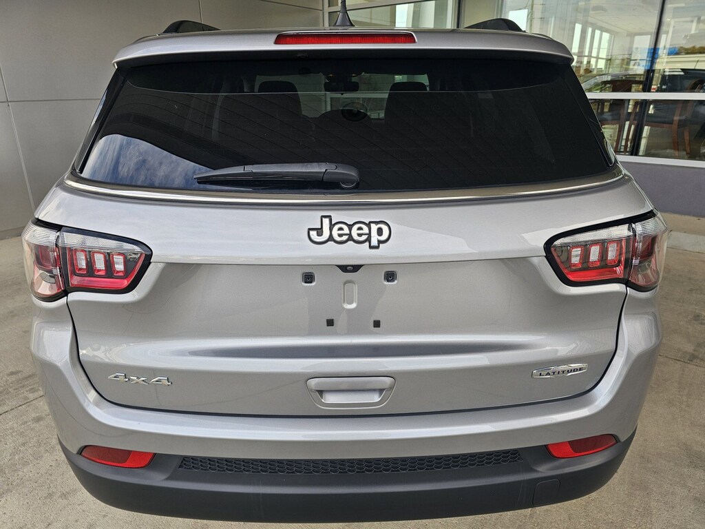 Used 2022 Jeep Compass Latitude SUV