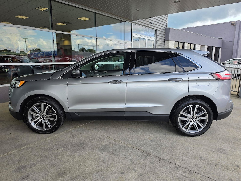 Used 2023 Ford Edge Titanium SUV