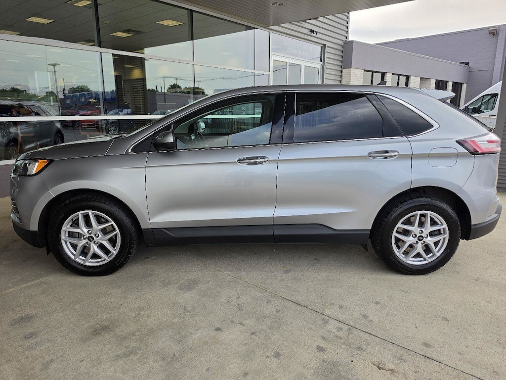 Used 2023 Ford Edge SUV