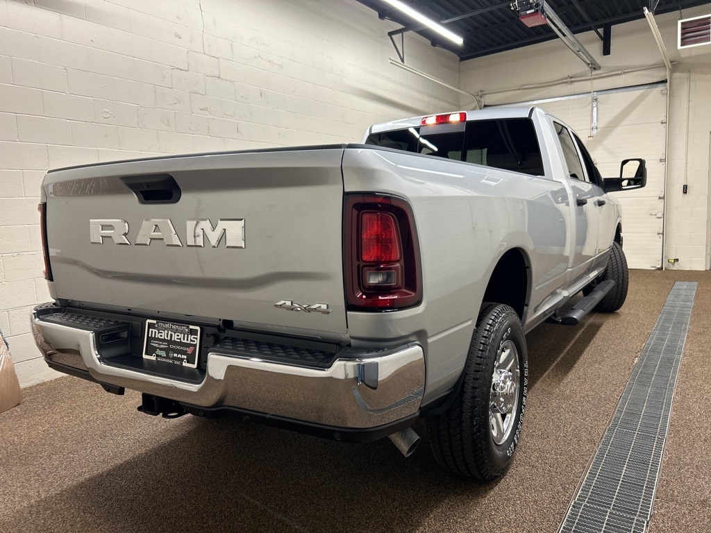 New 2026 Ram 2500 TRADESMAN CREW CAB 4X4 8' BOX Pickup