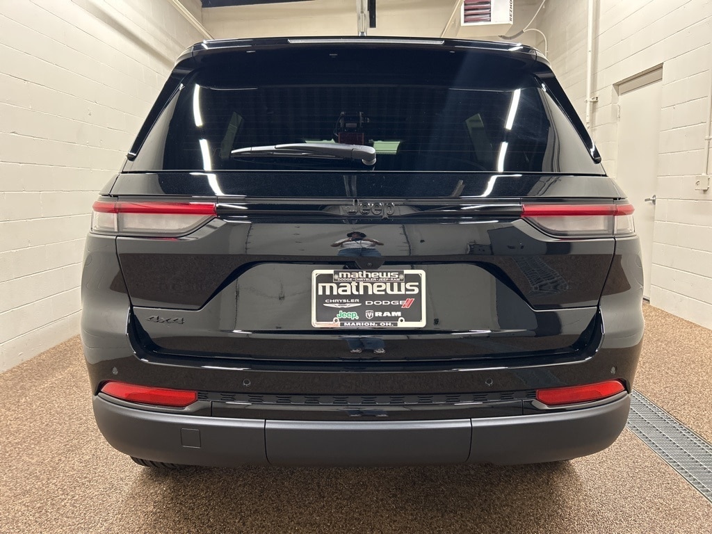 New 2025 Jeep Grand Cherokee ALTITUDE X 4X4 Sport Utility