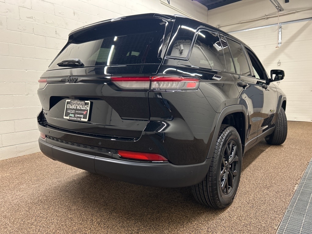 New 2025 Jeep Grand Cherokee ALTITUDE X 4X4 Sport Utility