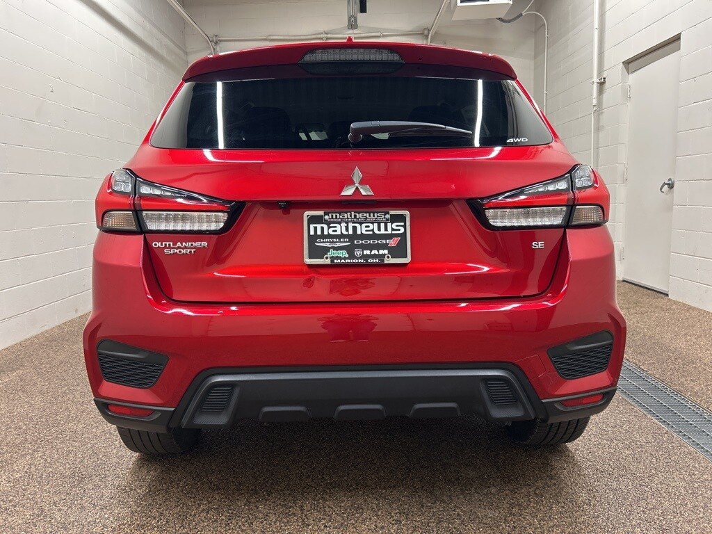 2024 Mitsubishi Outlander Sport ES LE SE photo 2
