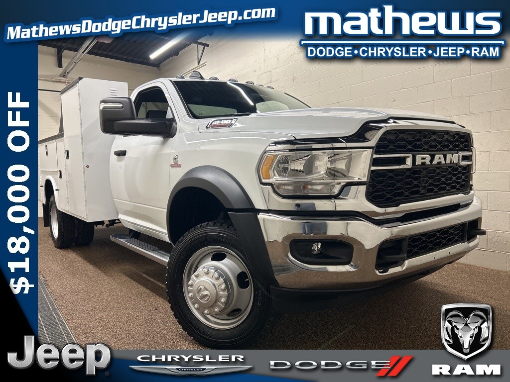 New 2024 Ram 5500 Chassis Cab 5500 TRADESMAN CHASSIS REGULAR CAB 4X4 84' CA Pickup