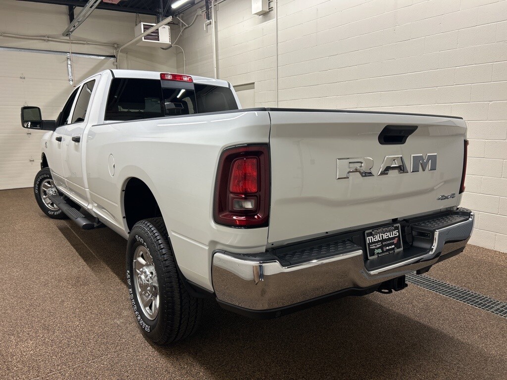 2025 Ram 2500 Tradesman photo 4
