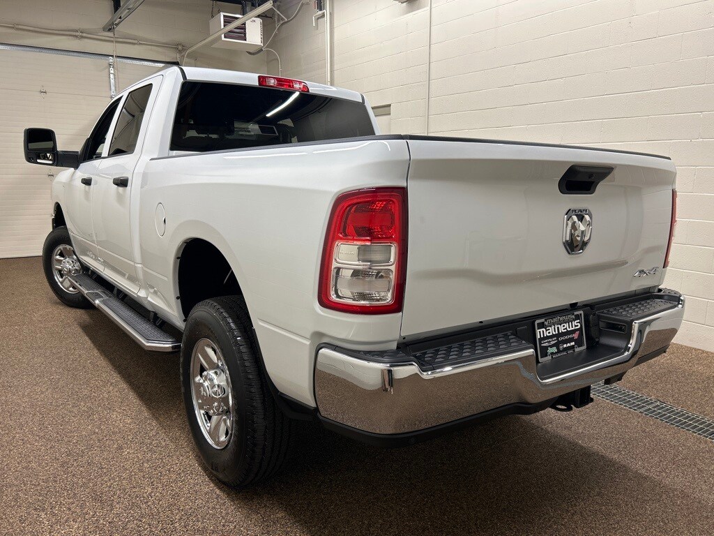 2024 Ram 2500 Tradesman photo 4