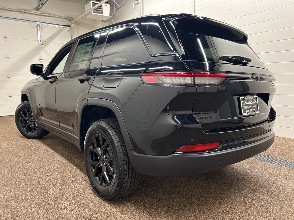 New 2025 Jeep Grand Cherokee ALTITUDE X 4X4 Sport Utility