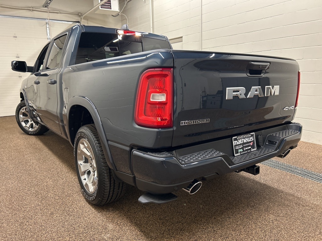 New 2026 Ram 1500 BIG HORN CREW CAB 4X4 5'7 BOX Pickup