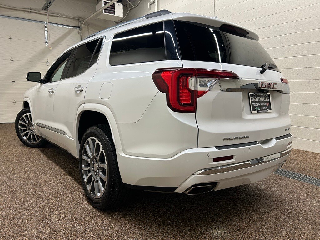 2021 Gmc Acadia Denali photo 3