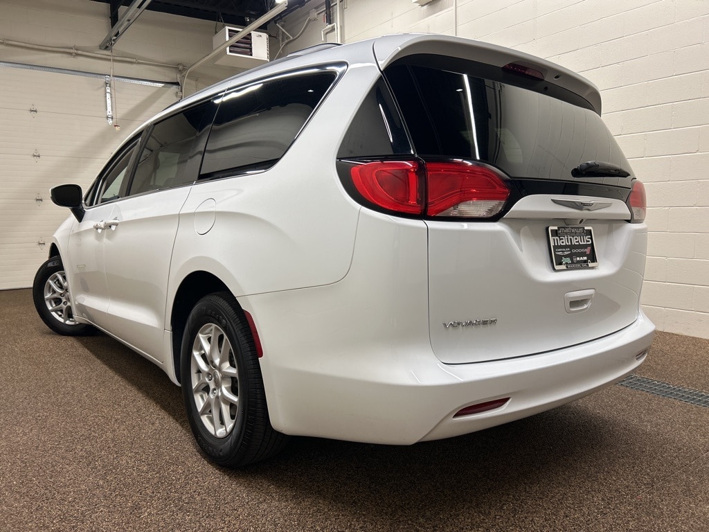 Used 2021 Chrysler Voyager LXI Minivan/Van