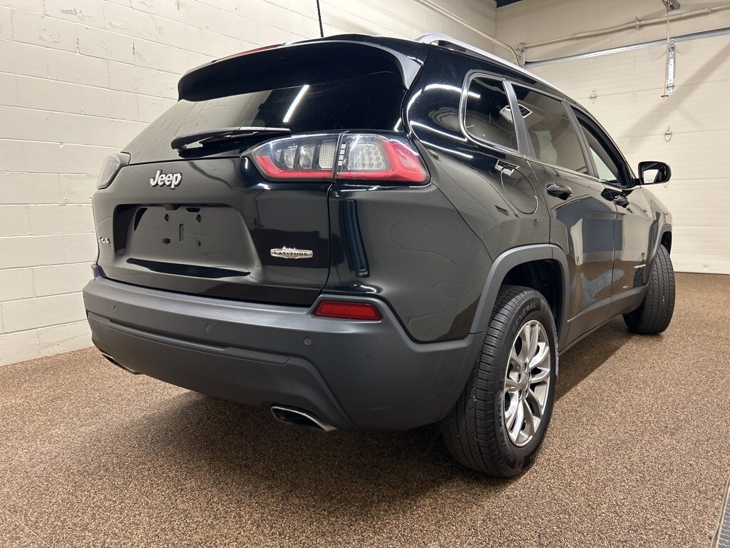 2019 Jeep Cherokee Latitude photo 2