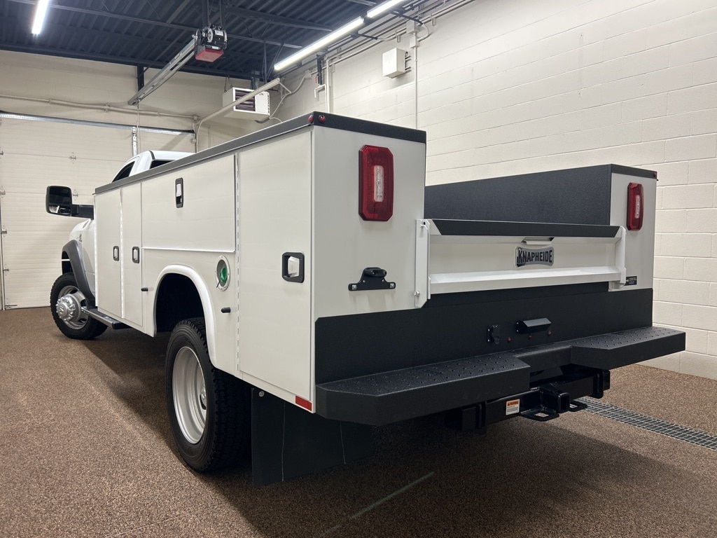 New 2024 Ram 5500 Chassis Cab 5500 TRADESMAN CHASSIS REGULAR CAB 4X4 84' CA Pickup